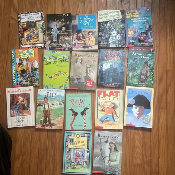 10 randomly selected book bundle - Picture 3 of 6